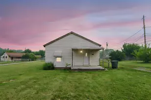 1128 Hilock Rd, Columbus, OH 43207 - Photo 1