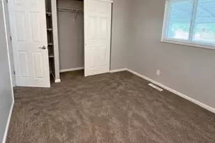 3049 Durham Dr, Columbus, OH 43207 - Photo 10
