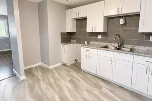 3049 Durham Dr, Columbus, OH 43207 - Photo 6