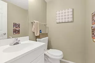 7000 Finchley Dr, Reynoldsburg, OH 43068 - Photo 10