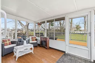 252 E Broadway Ave, Westerville, OH 43081 - Photo 18