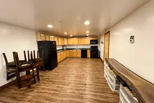 210 Main St, Shawnee, OH 43782 - Photo 24