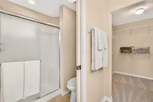 7228 Falls View Cir, Delaware, OH 43015 - Photo 30