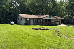 325 Staunton Jasper Rd SW, Washington Court House, OH 43160 - Photo 1