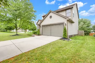 8125 Tuscany Rd, Blacklick, OH 43004 - Photo 4