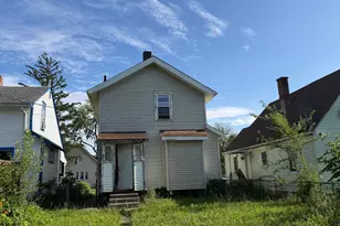 1482 Genessee Ave, Columbus, OH 43211 - Photo 2