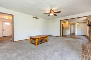 405 Ridgedale Dr, Circleville, OH 43113 - Photo 10
