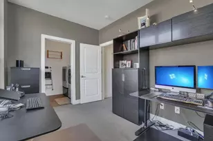 268 N Neruda Ave, Columbus, OH 43201 - Photo 28
