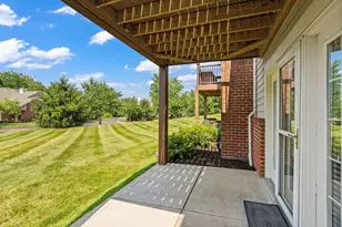 7529 Cherry Brook Dr, Reynoldsburg, OH 43068 - Photo 6