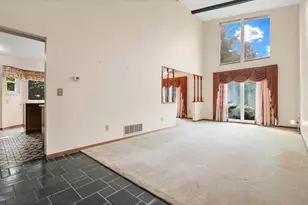 3350 Sycamore Knoll Dr, Columbus, OH 43219 - Photo 8