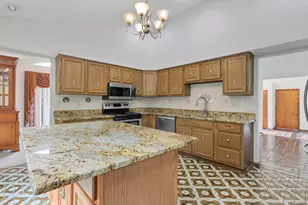 3350 Sycamore Knoll Dr, Columbus, OH 43219 - Photo 18