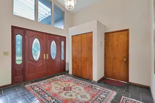 3350 Sycamore Knoll Dr, Columbus, OH 43219 - Photo 6