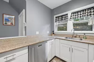 111 Webster Park Ave, Columbus, OH 43214 - Photo 14