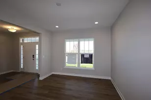 7329 Larkleaf Dr, Plain City, OH 43064 - Photo 2