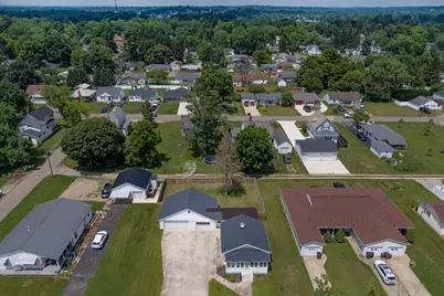 105 Adamson Street, Mount Vernon, OH 43050 - Photo 2