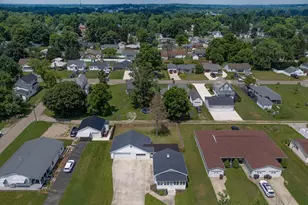 105 Adamson St, Mount Vernon, OH 43050 - Photo 2