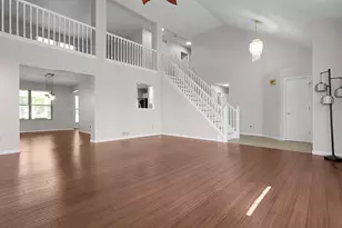 7961 Pinehill Rd, Lewis Center, OH 43035 - Photo 8