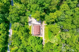 26060 Wildcat Hollow Rd, Rockbridge, OH 43149 - Photo 6