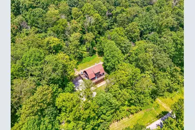 26060 Wildcat Hollow Road, Rockbridge, OH 43149 - Photo 4