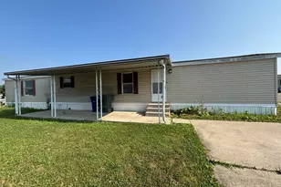 4149 Martinsburg Dr, Columbus, OH 43207 - Photo 2