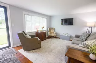 200 Chandler Ave, London, OH 43140 - Photo 2