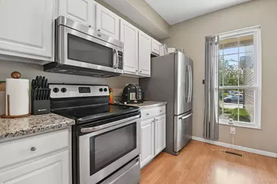 2660 Village Pier Lane #B10, Hilliard, OH 43026 - Photo 6