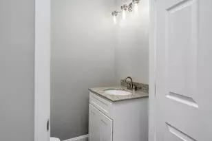 374 S Harris Ave, Columbus, OH 43204 - Photo 4
