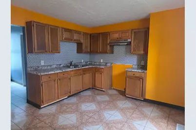 315 S Shaffer Street, Springfield, OH 45506 - Photo 2