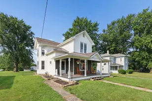 107 W High St, Ashley, OH 43003 - Photo 4