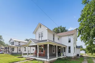107 W High St, Ashley, OH 43003 - Photo 4