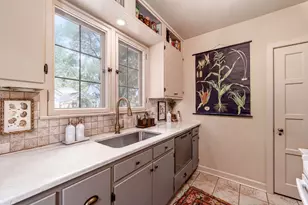 216 Erie Rd, Columbus, OH 43214 - Photo 22