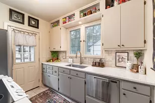 216 Erie Rd, Columbus, OH 43214 - Photo 20
