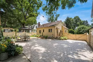 216 Erie Rd, Columbus, OH 43214 - Photo 40