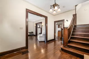 1735 Franklin Park S, Columbus, OH 43205 - Photo 6