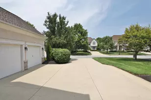 1021 Rutherglen Dr, Columbus, OH 43235 - Photo 4