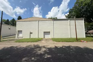 1343 Putnam Ave, Zanesville, OH 43701 - Photo 1