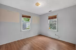 2405 Lindale Rd, Columbus, OH 43224 - Photo 10