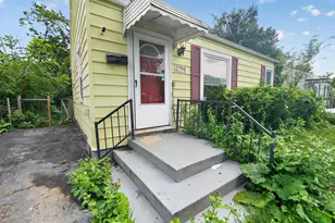 2798 Hiawatha St, Columbus, OH 43211 - Photo 2