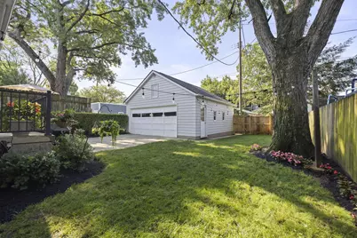 181 Tibet Road, Columbus, OH 43202 - Photo 46