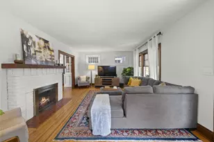 181 Tibet Rd, Columbus, OH 43202 - Photo 6