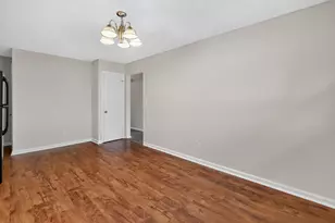 858 W Stephen Dr W, Columbus, OH 43204 - Photo 20