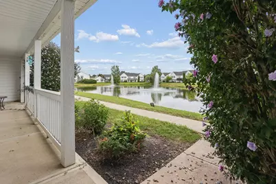 707 Pondview Drive #36, Grove City, OH 43123 - Photo 4