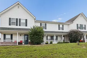 707 Pondview Dr, Grove City, OH 43123 - Photo 2