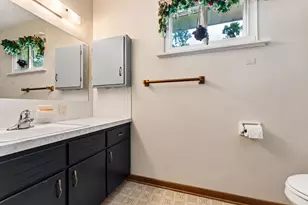 437 Brenda Dr, Mansfield, OH 44907 - Photo 16