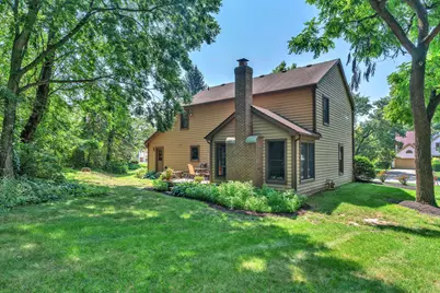 1118 Riva Ridge Boulevard, Columbus, OH 43230 - Photo 4
