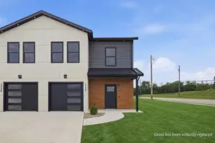 1327 S Trimble Rd, Mansfield, OH 44907 - Photo 2