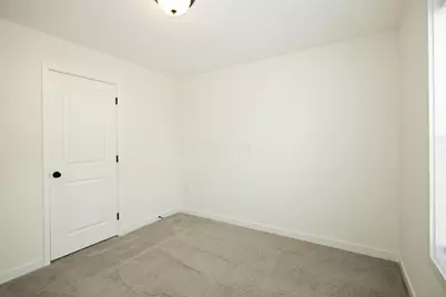 156 E Channel Street, Newark, OH 43055 - Photo 30
