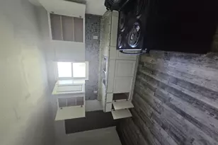 340 S Wayne Ave, Columbus, OH 43204 - Photo 46