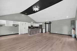 2054 Republic Ave, Columbus, OH 43211 - Photo 4