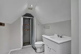 2353 Hanna Dr, Columbus, OH 43211 - Photo 28